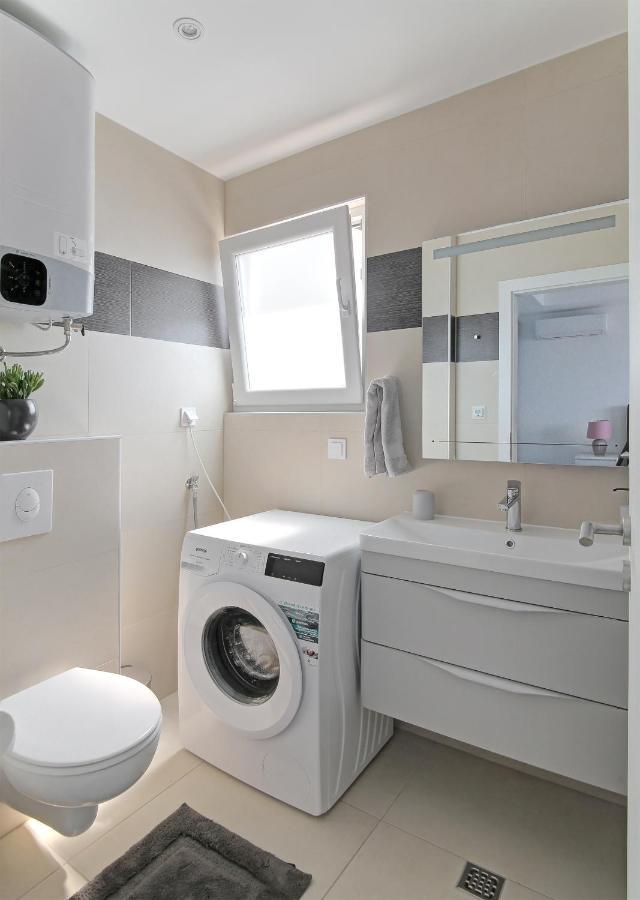 Seaside Apartment M Zaton 3 -Seaview And Parking Екстериор снимка